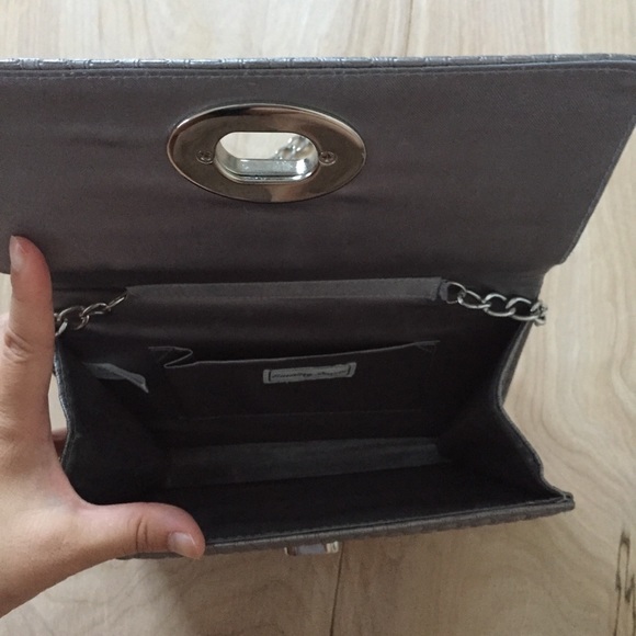 Purse - Picture 3 of 3